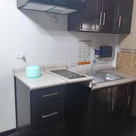 Hotel Garcias Suites, Linares المظهر الخارجي الصورة