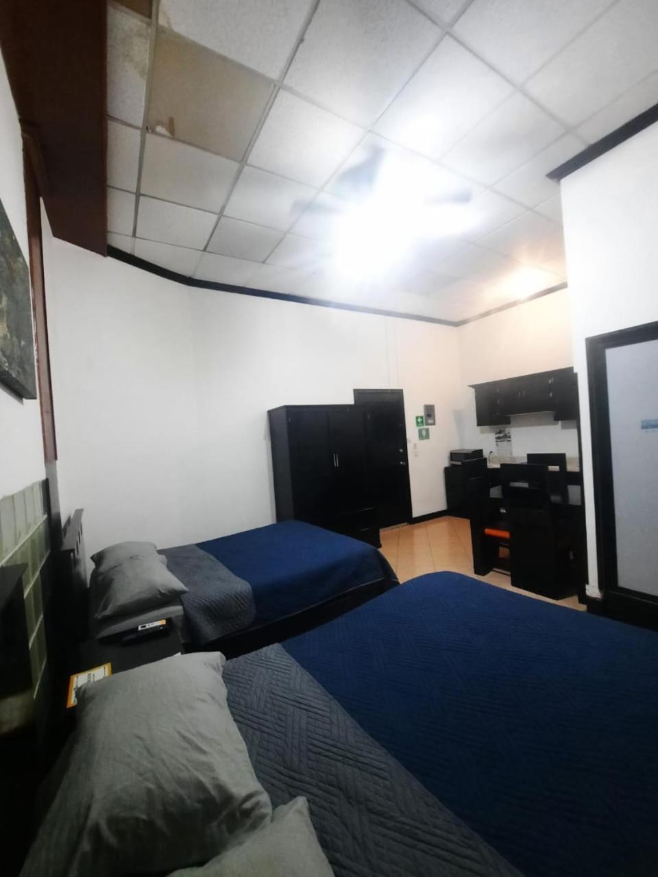 Hotel Garcias Suites, Linares المظهر الخارجي الصورة