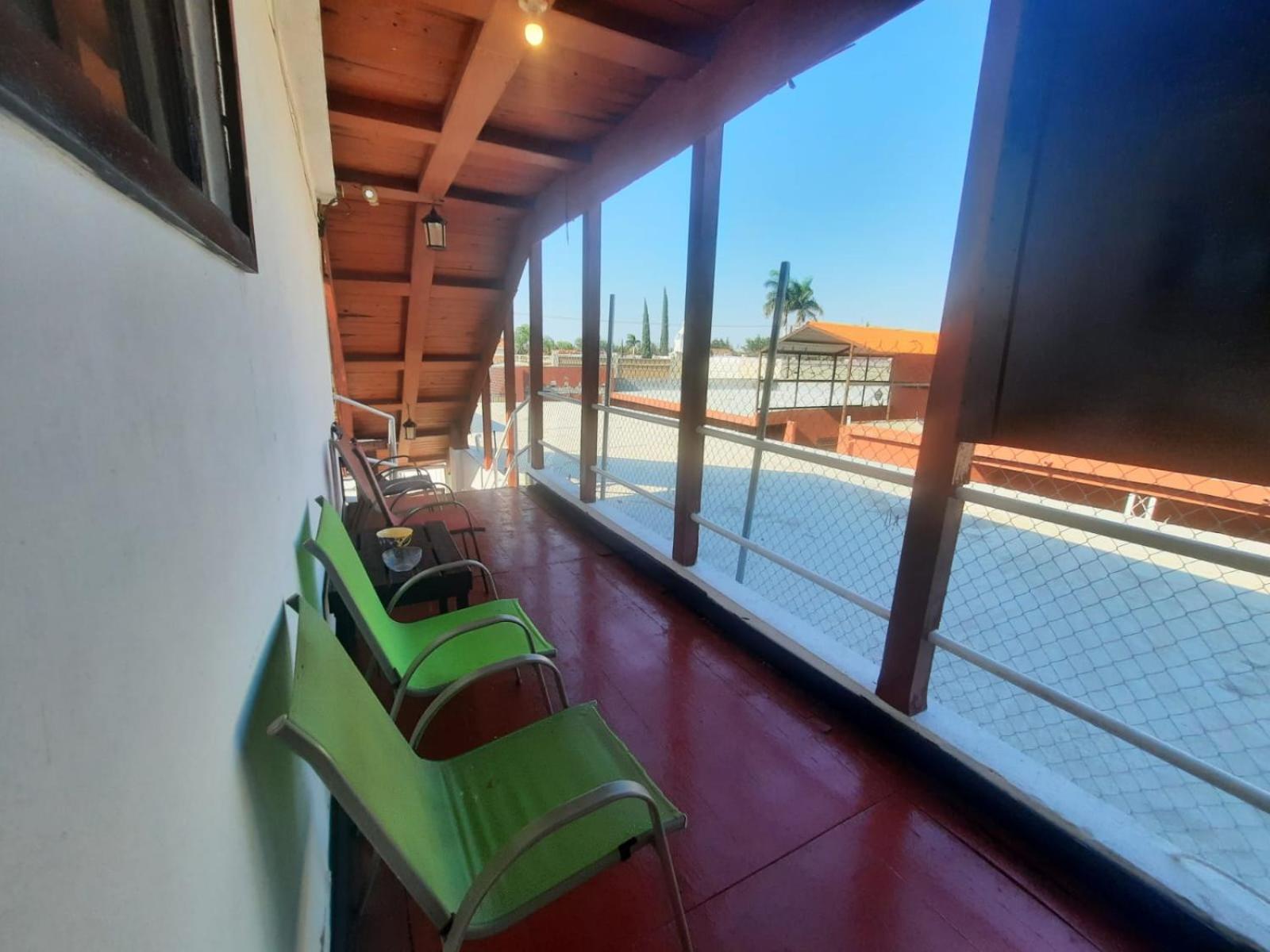 Hotel Garcias Suites, Linares المظهر الخارجي الصورة